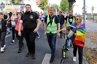Antje Töpfer und Grüner Rathenower Stadtverordneter Roland Schaette (v.re.)