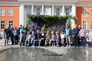 Die Teilnehmenden der 3. Radtour der Stadt mit dem mobilen grünen Zimmer