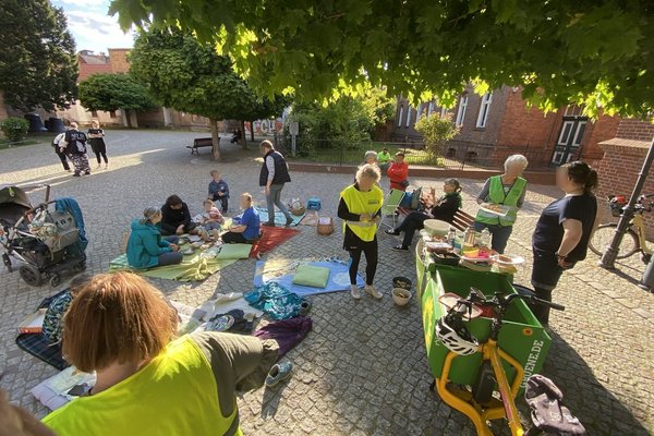Demokratie-Picknick in Nauen